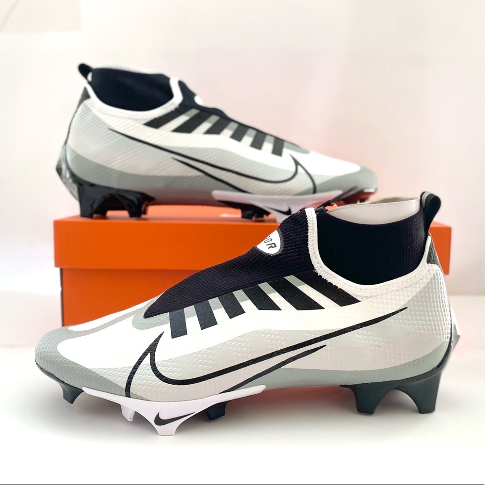 Nike Vapor Edge Pro 360 Football Cleat